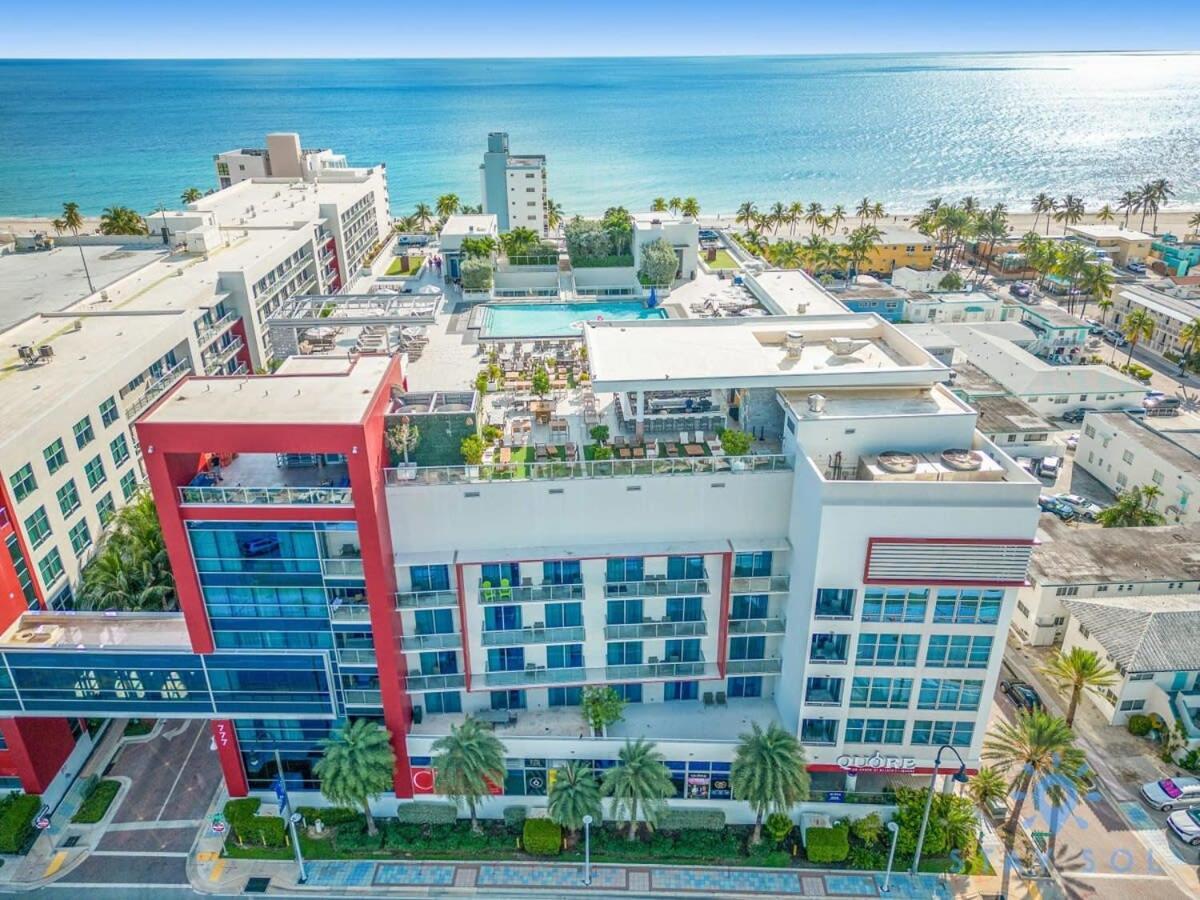 Lx Oasis Beachfront-Rt Infinity Pool Hollywood Exterior foto